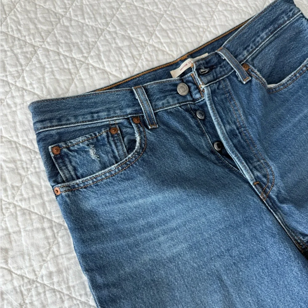 Levi’s Wedgie Straight Blue Denim Jeans - Picture 5 of 12
